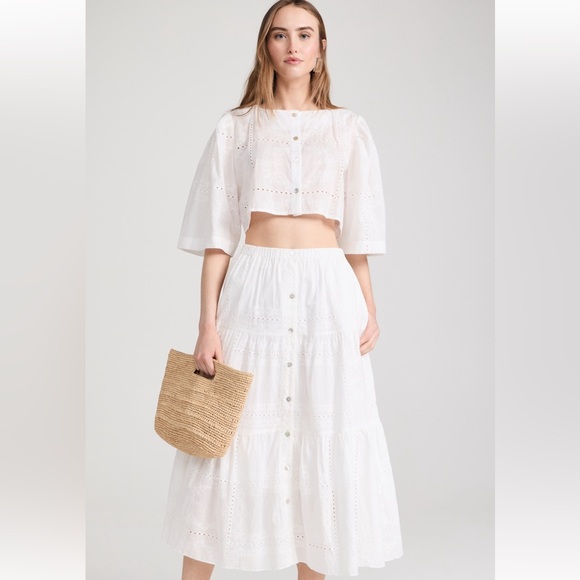 Elegant White Blouse for Women - Picture 6 of 9